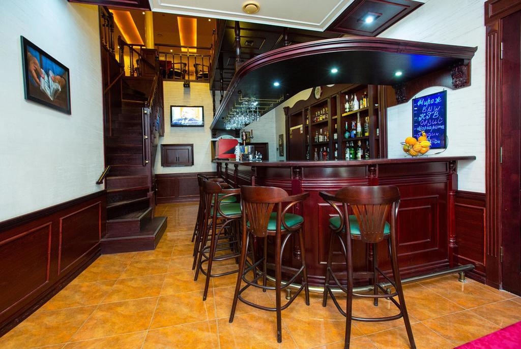 Oasis Hotel Odessa Eksteriør billede