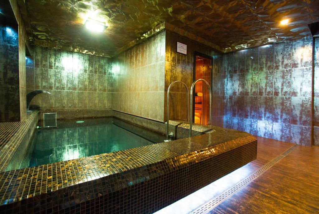 Oasis Hotel Odessa Eksteriør billede