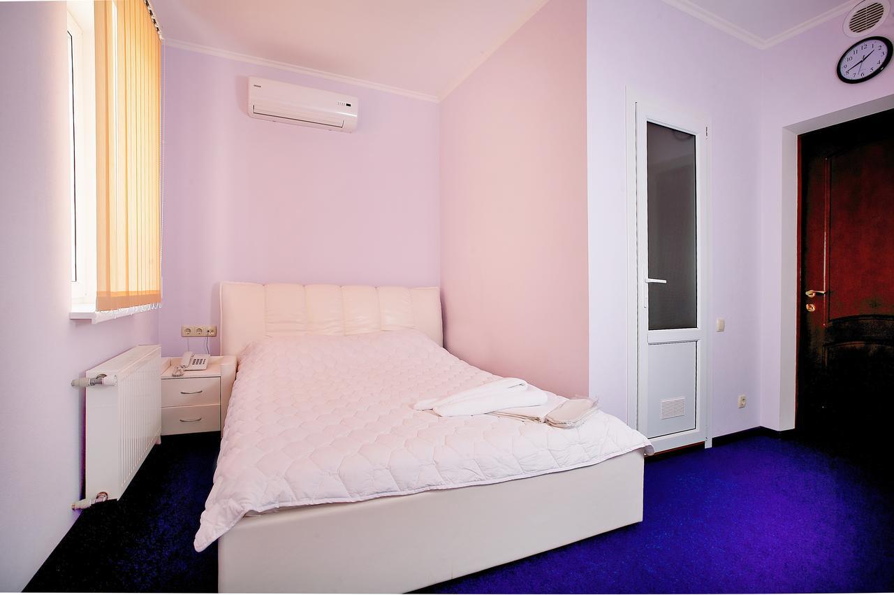 Oasis Hotel Odessa Eksteriør billede